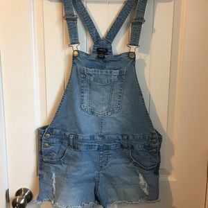 Rue21 shorts overalls